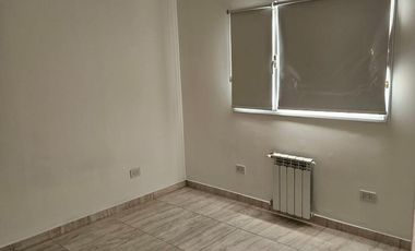 VENTA: Casa 6 Ambientes Piedras Blancas (F. ORO)