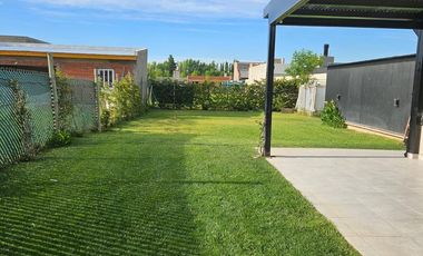 VENTA: Casa 6 Ambientes Piedras Blancas (F. ORO)