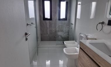 Alquilo Departametno Gerencial 1 Dormitorio - Roca al 135 - Neuquén Capital