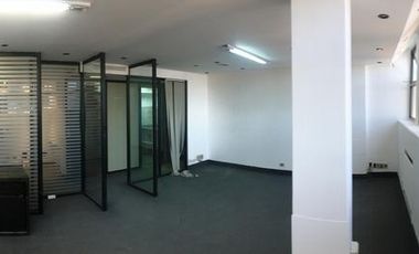 Excelente piso de oficina a metros de Puerto Madero.