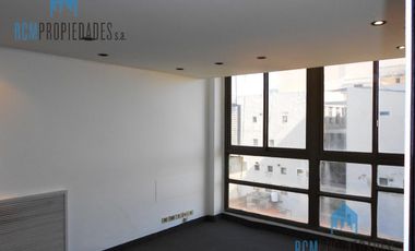 Excelente piso de oficina a metros de Puerto Madero.