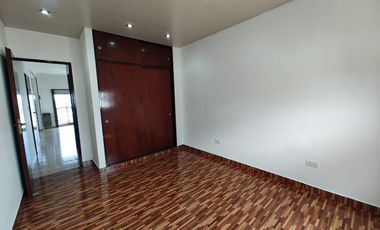 Departamento en ALQUILER de DOS ambientes con COCHERA - Wilde