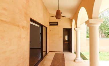 VENTA DE CASA TIPO HACIENDA EN MERIDA PASEOS DEL MAYAB