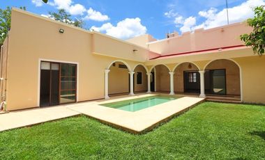 VENTA DE CASA TIPO HACIENDA EN MERIDA PASEOS DEL MAYAB