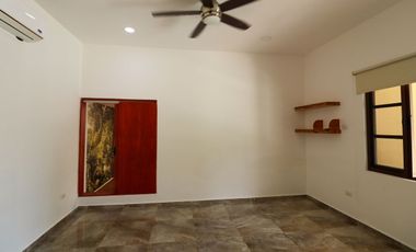 VENTA DE CASA TIPO HACIENDA EN MERIDA PASEOS DEL MAYAB