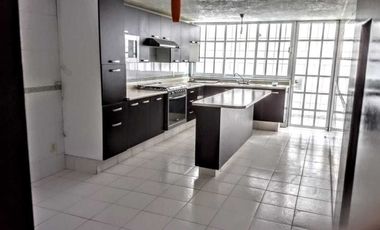 Se vende casa en Valle Dorado, Tlalnepantla AV1763