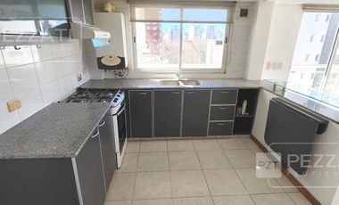 Departamento en  alquiler por 24 meses. 4 ambientes. Todo al frente. Cochera. Baulera.