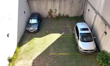 Oficina en Belgrano con cochera cubierta