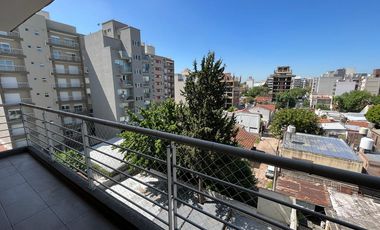 Departamento de dos ambientes con cochera