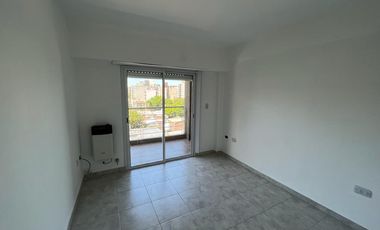Departamento de dos ambientes con cochera