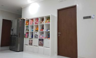 DI JUAL CEPAT RUMAH SECONDARY LUAS,KOKOH DAN STRATEGIS DI JAGAKARSA