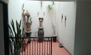 Amplia Casa en Venta en Tlahuac