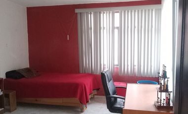 Amplia Casa en Venta en Tlahuac