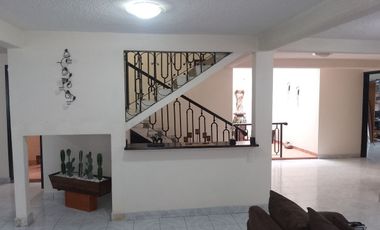 Amplia Casa en Venta en Tlahuac