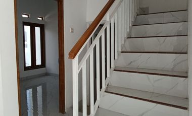 Rumah Baru 2 Lantai Ready dan Pesan Bangun Purbayan Baki Sukoharjo
