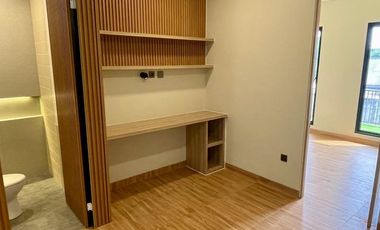 Rumah Dijual Di Limo Depok Furnished 4 KT Dekat Ke Pintu Tol Limo