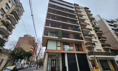 Departamento tres dormitorios al frente balcón terraza  Martin