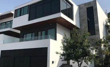 Casa en Venta en Colinas de San Jerónimo | Privada Catalonia