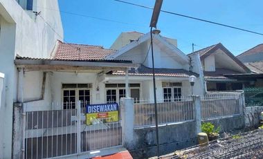 Disewakan Rumah 4 Kamar 40 Juta di Babatan Mukti Wiyung Surabaya