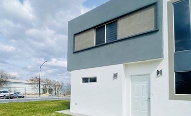 Casa en Pre venta, Estricta Seguridad, Montemorelos, Nuevo León