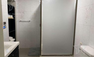 Casa en Venta, Esquina, Centro, Linares Nuevo León