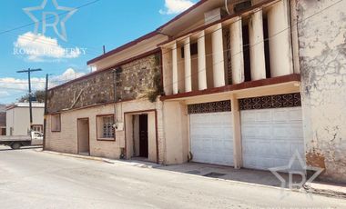 Casa en Venta, Esquina, Centro, Linares Nuevo León
