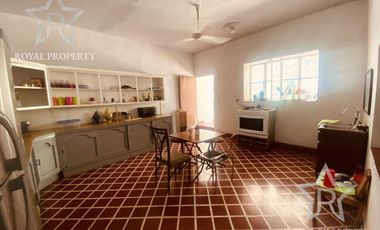 Casa en Venta, Esquina, Centro, Linares Nuevo León