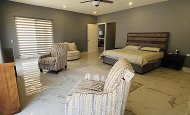 Casa en Venta, Estricta Seguridad, Boulevard Rodrigo Gómez, Linares Nuevo León