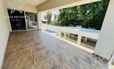 Casa en Venta, Estricta Seguridad, Boulevard Rodrigo Gómez, Linares Nuevo León