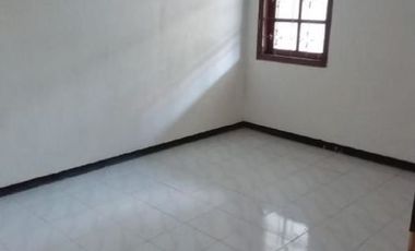 Rumah Tinggal NGINDEN INTAN TIMUR Hadap Barat , Strategis