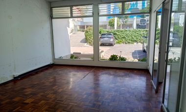 OFICINA. LOCAL COMERCIAL EN RENTA EN FICOA