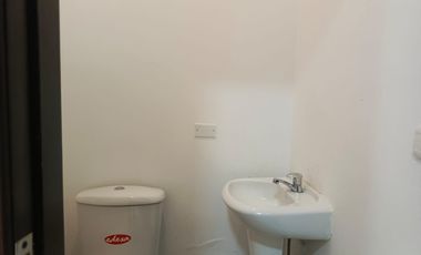 OFICINA. LOCAL COMERCIAL EN RENTA EN FICOA