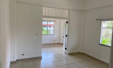 ALQUILO APARTAMENTO EN ALBROOK LNEA BLANCA