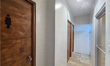 Se alquila apartamento en Avenida Balboa, PH H2O