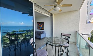 Se alquila apartamento en Avenida Balboa, PH H2O