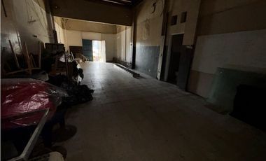 CALIDONIA / AVE. MEXICO / EDIFICIO ABJ / LOCAL / 240 M / PLANTA BAJA