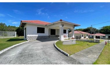 VENTA DE CASA EN ALGARROBOS RESIDENCIAL BALMORAL