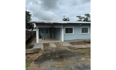 Vendo casa en Algarrobos cerca de David y Dolega