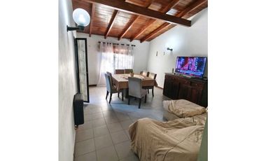 VENTA CASA UBICACIÓN PRIVILEGIADA Y POTENCIAL COMERCIAL –MAIPÚ(CENTRO)