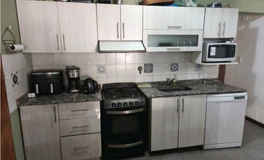 VENTA CASA UBICACIÓN PRIVILEGIADA Y POTENCIAL COMERCIAL –MAIPÚ(CENTRO)