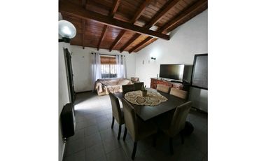 VENTA CASA UBICACIÓN PRIVILEGIADA Y POTENCIAL COMERCIAL –MAIPÚ(CENTRO)