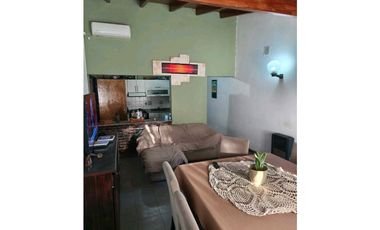 VENTA CASA UBICACIÓN PRIVILEGIADA Y POTENCIAL COMERCIAL –MAIPÚ(CENTRO)