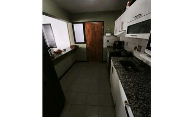 VENTA CASA UBICACIÓN PRIVILEGIADA Y POTENCIAL COMERCIAL –MAIPÚ(CENTRO)