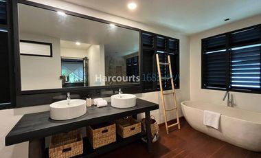 Luxury Tropical Mediterranean Villa 5 Bedroom Canggu, Bali