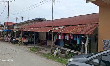 Rumah petak 6pintu di belakang RS Ibnus Sina kota Pekanbaru