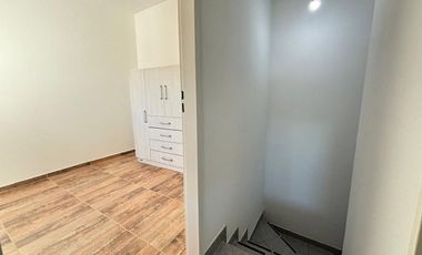 VENTA PH 3 AMB CON COCHERA EN TAPIALES