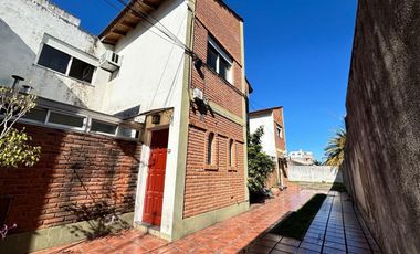 VENTA PH 3 AMB CON COCHERA EN TAPIALES