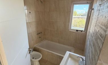 Departamento en alquiler en Remedios de Escalada Este
