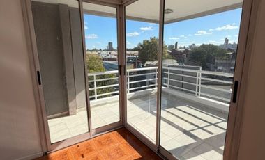 Departamento en alquiler en Remedios de Escalada Este