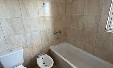 Departamento en alquiler en Remedios de Escalada Este